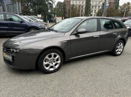 Alfa Romeo - 159