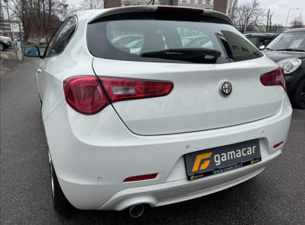 Alfa Romeo - Giulietta