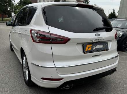 Ford - S-MAX