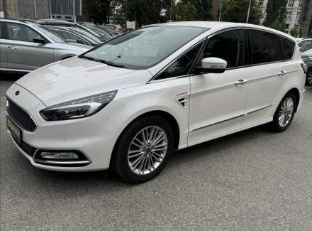 Ford - S-MAX