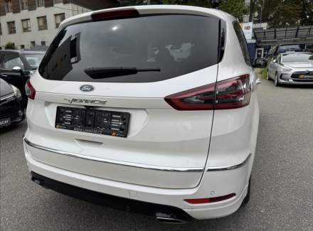 Ford - S-MAX
