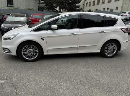 Ford - S-MAX