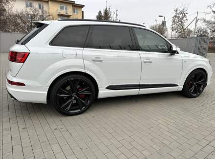 Audi - SQ7