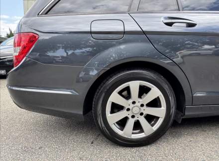 Mercedes-Benz - C-class
