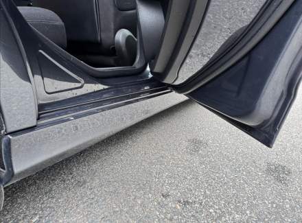 Mercedes-Benz - C-class