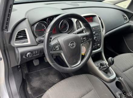 Opel - Astra