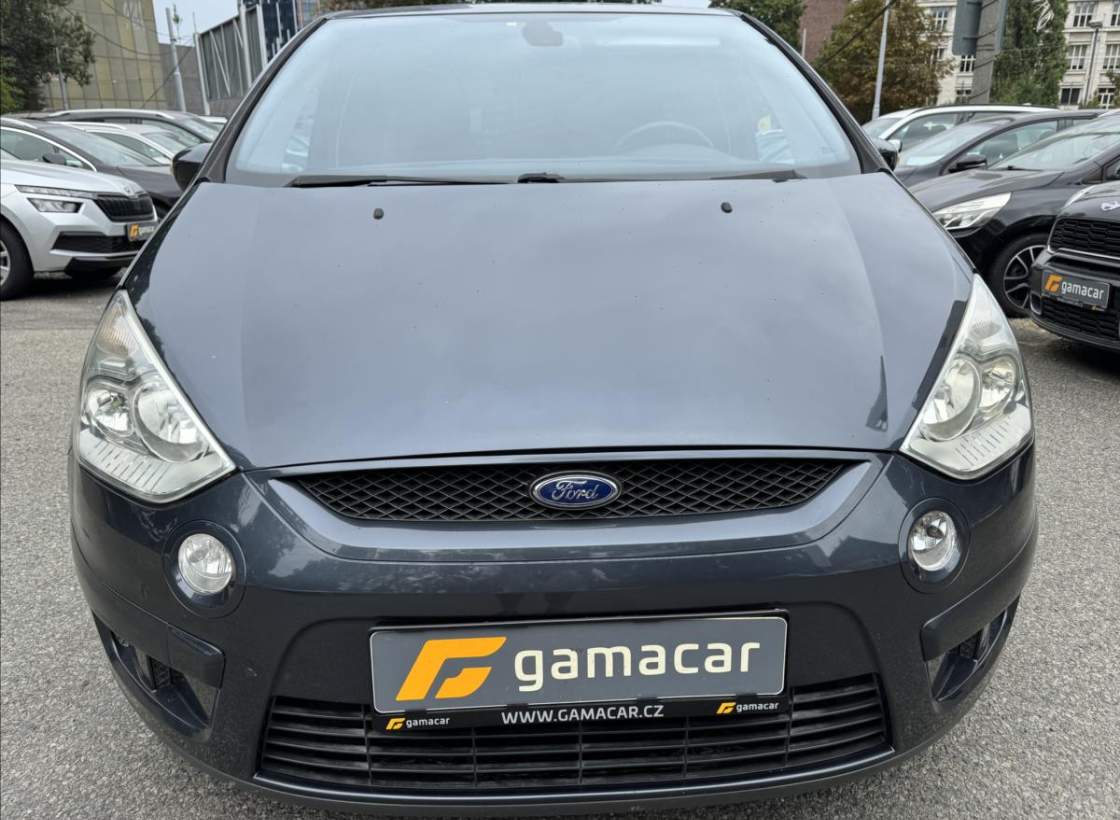 Ford - S-MAX