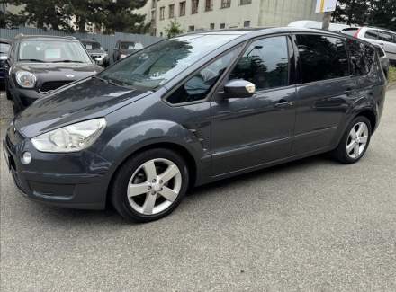 Ford - S-MAX