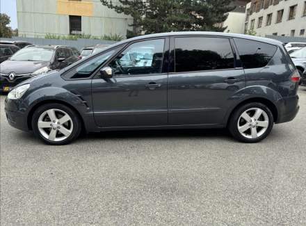 Ford - S-MAX