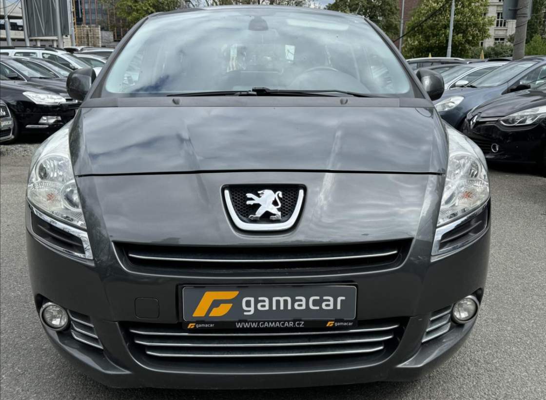 Peugeot - 5008