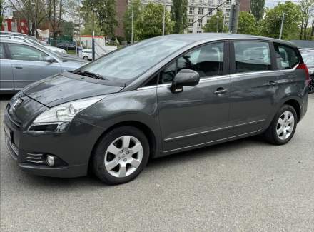Peugeot - 5008