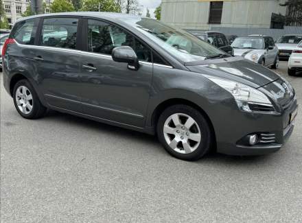 Peugeot - 5008