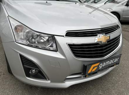 Chevrolet - Cruze