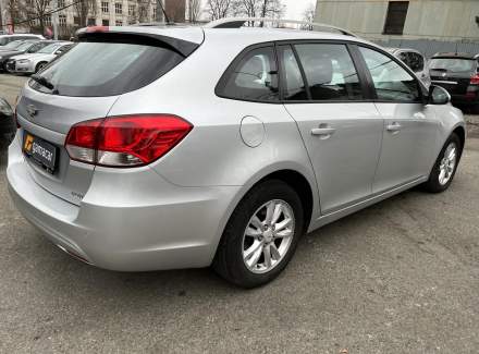 Chevrolet - Cruze