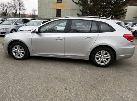 Chevrolet - Cruze