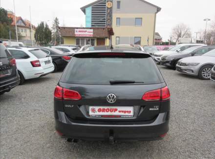 Volkswagen - Golf