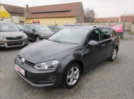 Volkswagen - Golf
