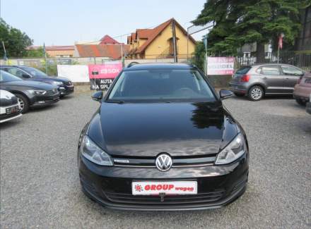 Volkswagen - Golf