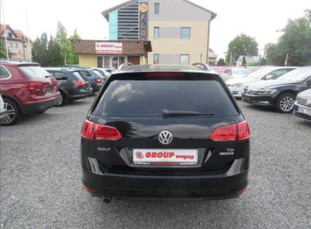 Volkswagen - Golf