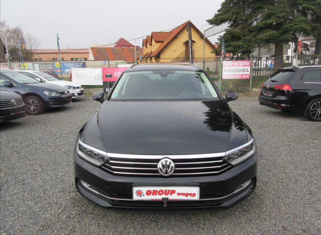 Volkswagen - Passat