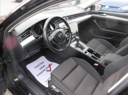 Volkswagen - Passat