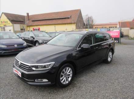Volkswagen - Passat