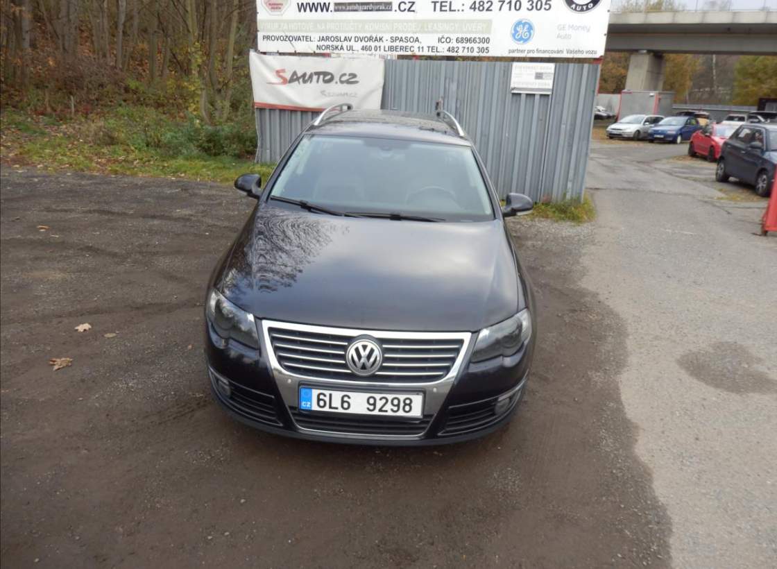 Volkswagen - Passat