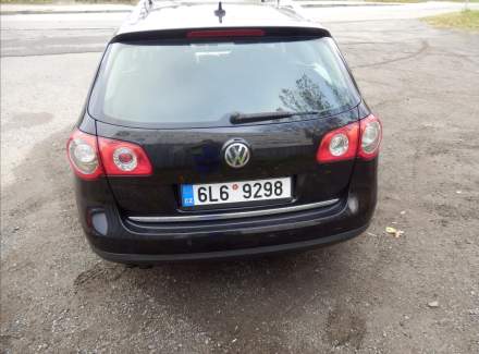 Volkswagen - Passat