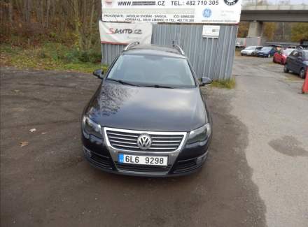 Volkswagen - Passat