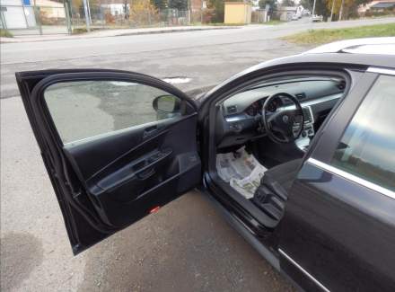 Volkswagen - Passat