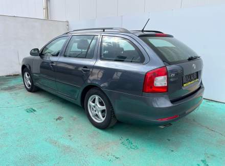 Škoda - Octavia