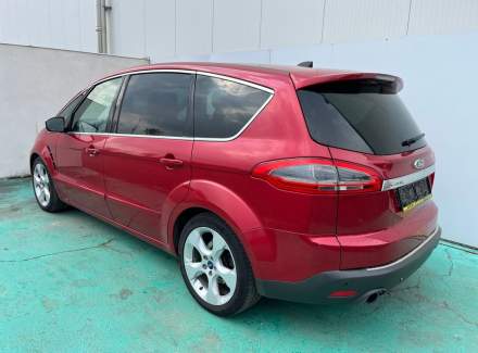 Ford - S-MAX