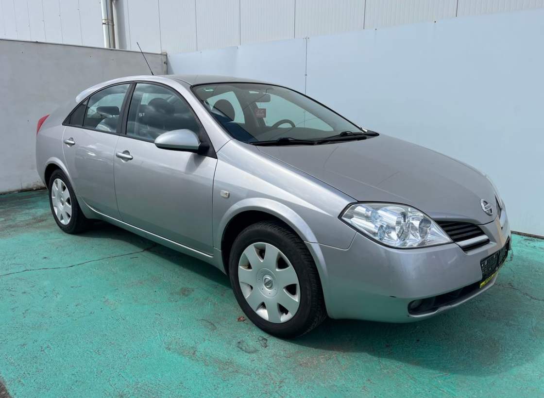 Nissan - Primera