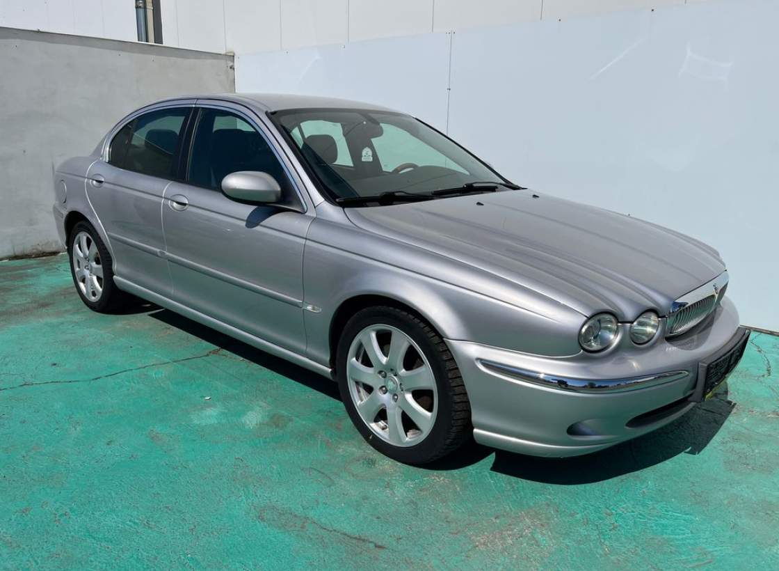 Jaguar - X-type