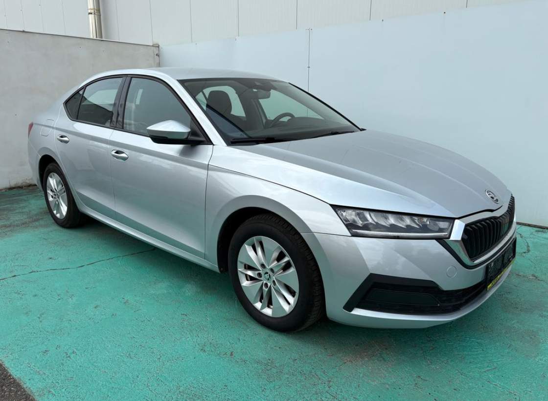 Škoda - Octavia