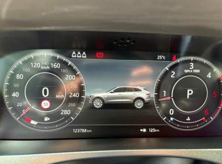 Jaguar - F-Pace