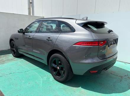 Jaguar - F-Pace