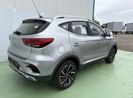 MG - ZS