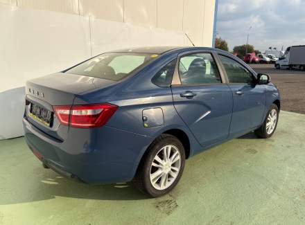 Lada - Vesta