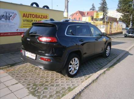 Jeep - Cherokee