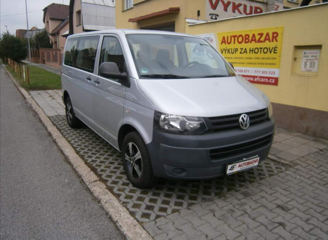 Volkswagen - Caravelle
