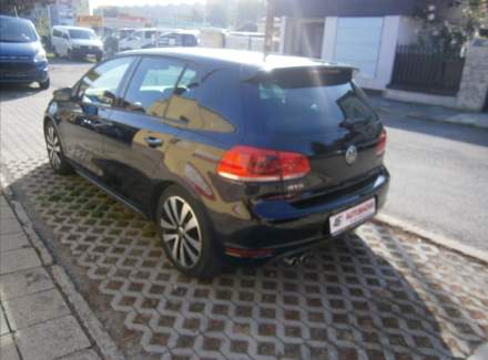 Volkswagen - Golf