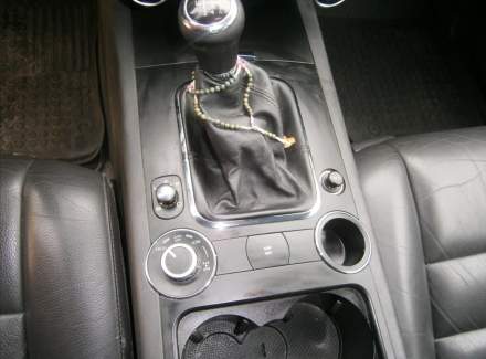 Volkswagen - Touareg