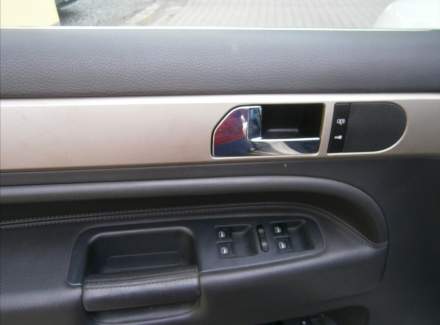 Volkswagen - Touareg