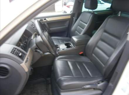 Volkswagen - Touareg