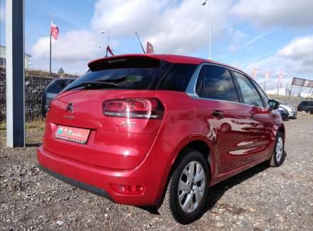 Citroën - C4