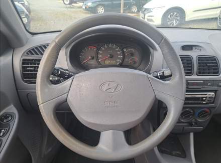 Hyundai - Accent