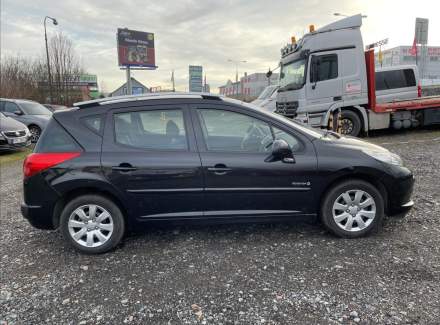 Peugeot - 207