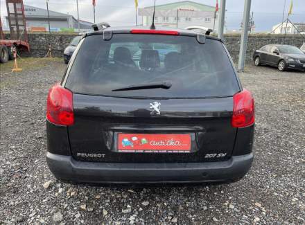 Peugeot - 207
