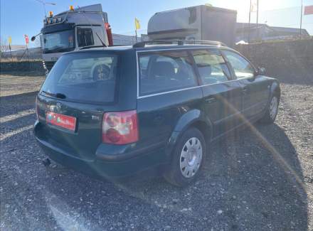 Volkswagen - Passat